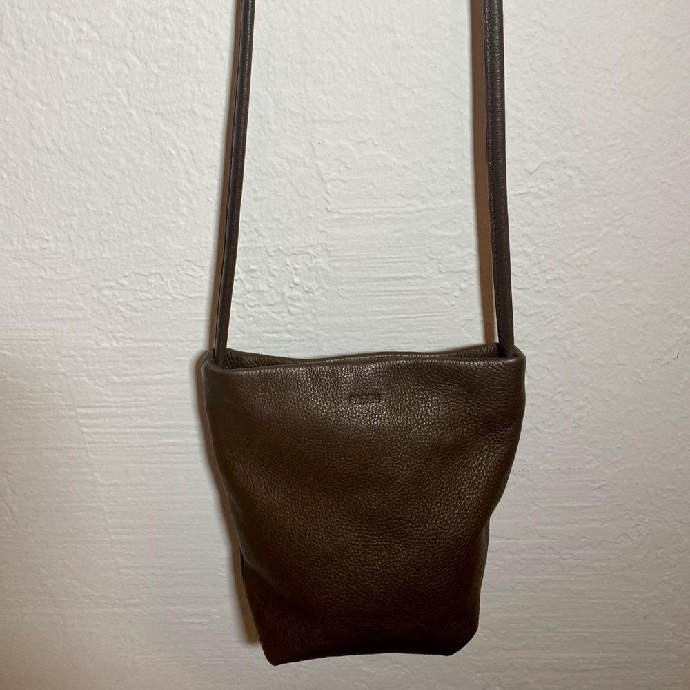 Brown leather BAGGU crossbody bag